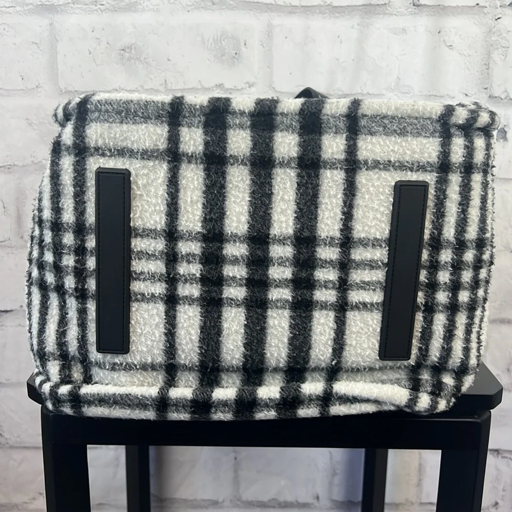 JW ANDERSON crafted wool
